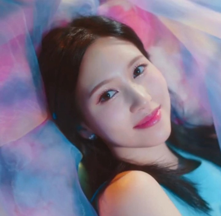 myoitzki's tweet photo. mina solo next? 👀 https://t.co/6x0jXx8oKZ