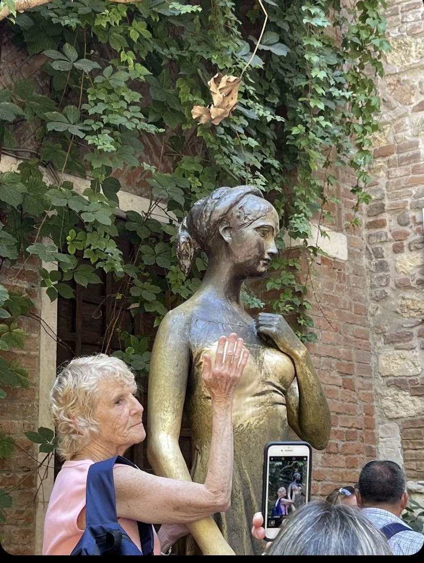 OVienna2019's tweet photo. Winners of the ‘funniest picture’ competition. https://t.co/tB8R1UEdni