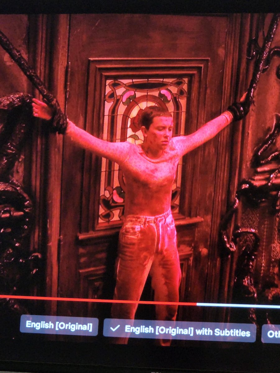 KassyC1221's tweet photo. Please tell me I'm not the only one that was reminded of a very specific scene in berserk😳 
I just want someone i can laugh about it with😔 https://t.co/kk8LOtfkxl