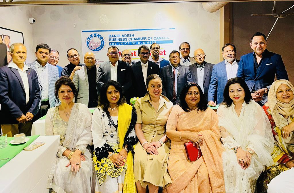 bdootottawa's tweet photo. Had an exchange of views with #BBCC Board of Directors. Explained how BBCC can contribute to efforts-#SDS &amp; others of @BDHCinCanada to pursue interests of 🇧🇩in 🇨🇦 leading to promoting business between the two countries. BBCC promised to lend support. @BDMOFA @CSDSBS @WatchNRBTV https://t.co/LKNqMBDf3l