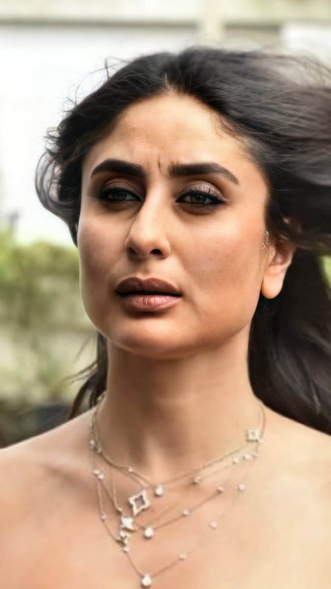 XPooluniverse's tweet photo. Kareena Mommy ✊🏻💦
#kareenaxpool #Milfxpool #Fetishxpool https://t.co/q5xND8Aztt