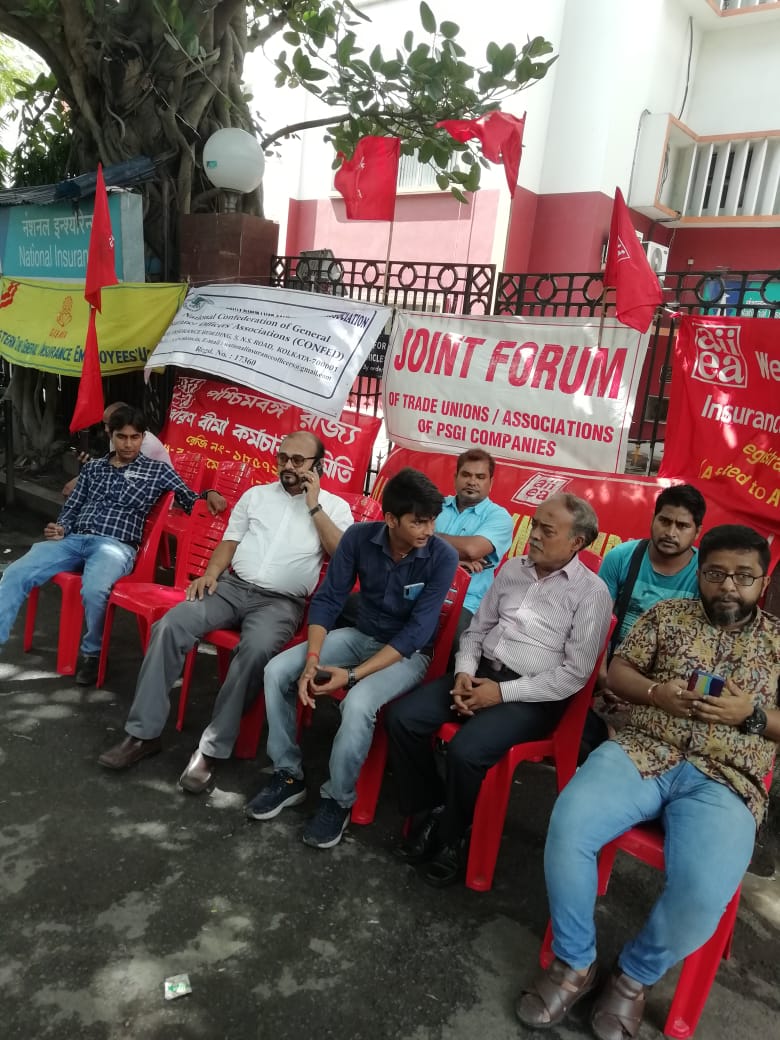 SekharB51025143's tweet photo. #GIPSAWAGEREVISION
#60months
#भीक_नहीं_हक़_है
#जागो_DFS_जागो
#StrikeForDignity @nsitharamanoffc @FinMinIndia @DFS_India @RahulGandhi @SitaramYechury  @salimdotcomrade @anuragshah_ @PTI_News @ZeeBusiness @abpanandatv @Zee24Ghanta @newstime @calcutta_news @bangla_tv9 @GANASHAKTI1 https://t.co/j7PR5148ii