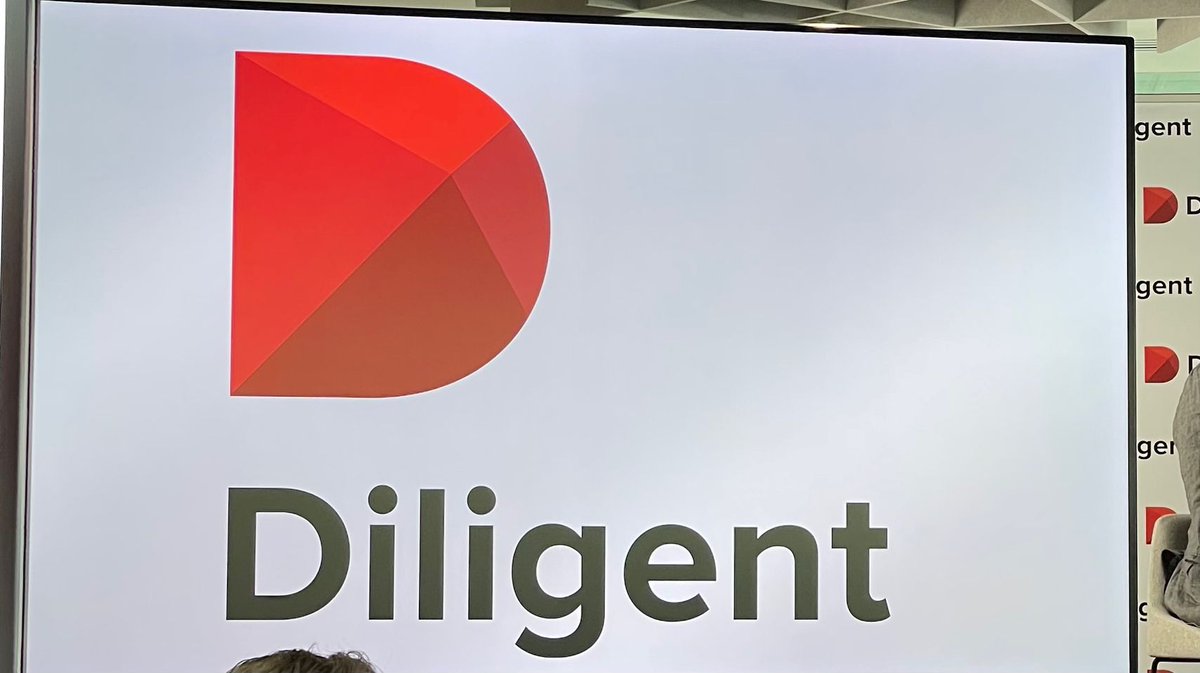itag_DigitalWF's tweet photo. Congratulation to #itagMember @diligentHQ on the official opening of their new European Hub in Galway. Their fantastic new offices in Bonham Quay is reflective of the continued growth in the Tech Community along the AltanTec Gateway.
#DiligentGalway #itag #OurTechCommunity https://t.co/mOFFWdOHha