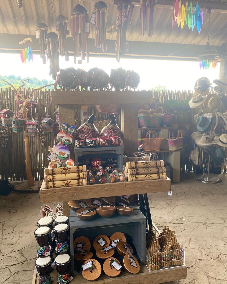 Launch of the African Market today <a href="/Longleat/">Longleat</a> , loved creating the summer market in Longleat’s safari with their brilliant Retail team - the job with the best views ! 🦒🦓🦒#longleat #longleatsafari #longleatsafaripark #visualmerchandising #visualmerchandiser