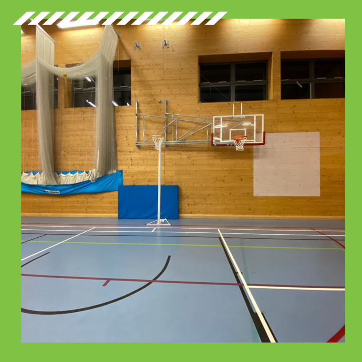 Are you looking for a high-quality venue for a basketball game? Check out this fantastic sports hall!

Call 0203 589 4612 to book now.
.
.
.
#basketball #sportshall #sixthformcollege #college #sports #fitness #team #active #venuehire #multisport #hireapitch