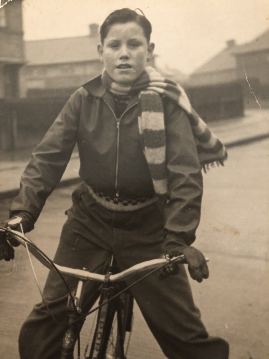 Karen Riley ❤️💛 🏎️ tweet media