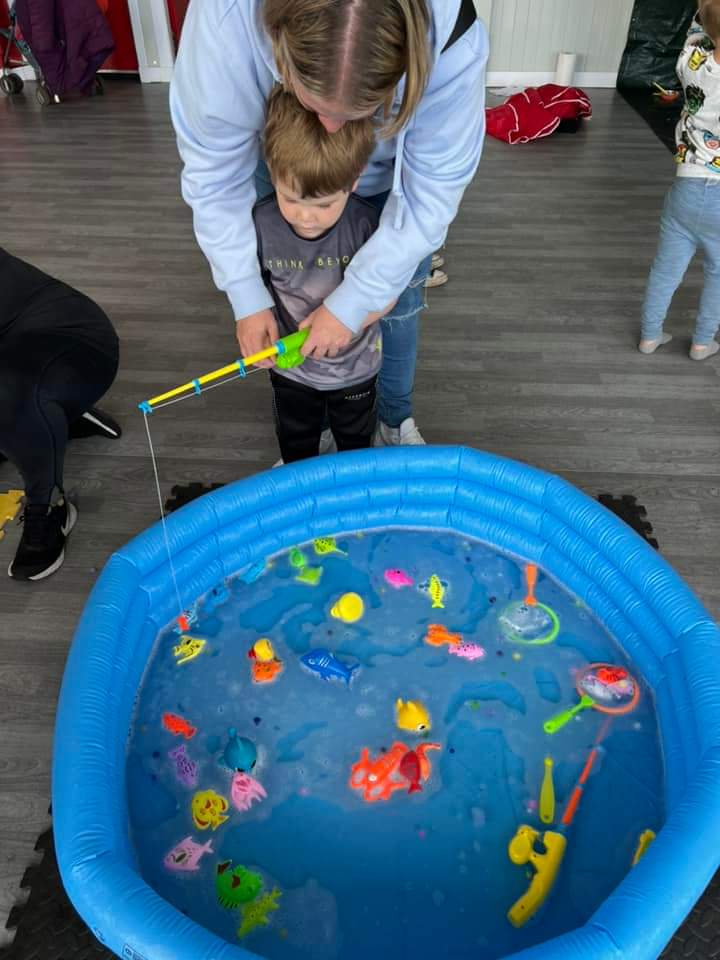 Feel super honoured &amp; passionate <a href="/children1st/">:michael-ian: meldrum🎗👣 Sui Juris St. John 8:32</a> working alongside families with pregnant parents, babies &amp; early years children in partnership with <a href="/NAHSCP/">North Ayrshire HSCP</a> #earlyyearsteam👶💙🤰👨‍🍼
Yesterday we held a wonderful family event🎈
Thanks to the families, team, partners &amp; artists🙏💯