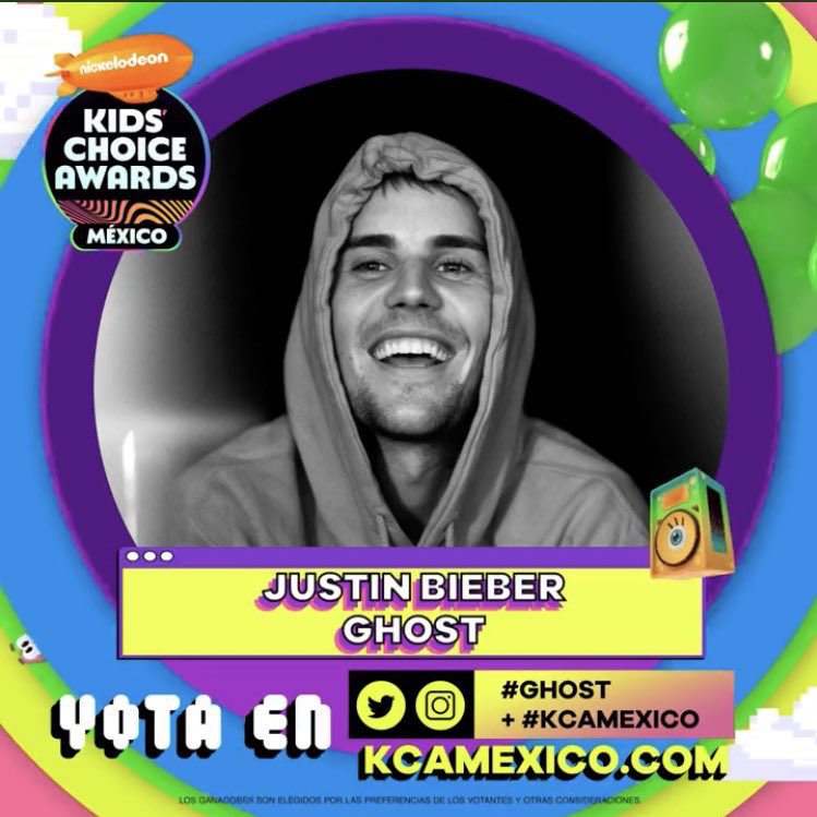 JBCrewdotcom's tweet photo. I’m voting for #Ghost by Justin Bieber at the #KCAMexico for Hit del Año Internacional. You can vote too by tweeting the two hashtags and on the website: https://t.co/sjDUVvaKU1 https://t.co/hdqk2Ycpxa
