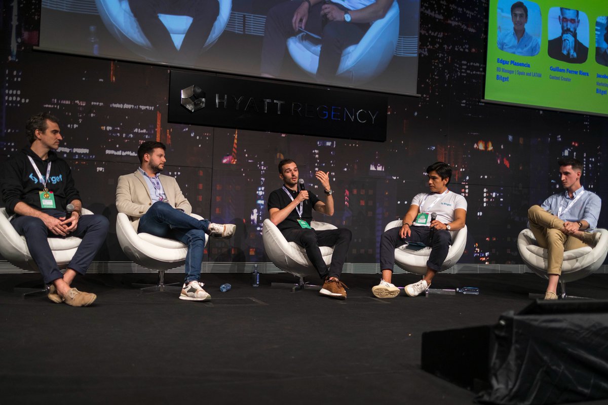 Panel discussion at #EBC22

'Exchanges as the portal to crypto' with <a href="/EdgarPlascenc11/">Cryptoriano</a>, @jtortosa97, Guillem Ferrer, Jacobo Maximiliano Gómez Brioso, and Hugo Botto Tendero.

Full panel will be available on our Youtube channel soon 🦄