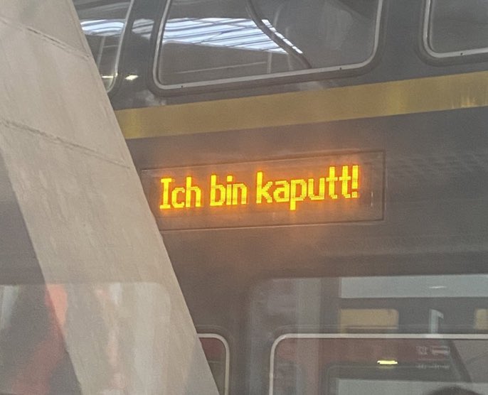 Luca_9_'s tweet photo. Wir alle, Bahn, wir alle https://t.co/vMbpGrtNYH