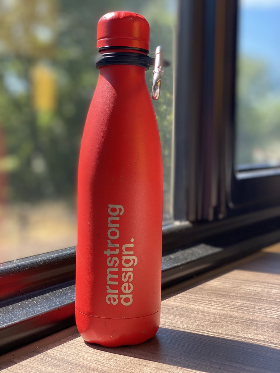 DesignArmstrong's tweet image. Heading into London with the essential Armstrong @Chillysbottles to keep chilled 😎 #lifeindesign