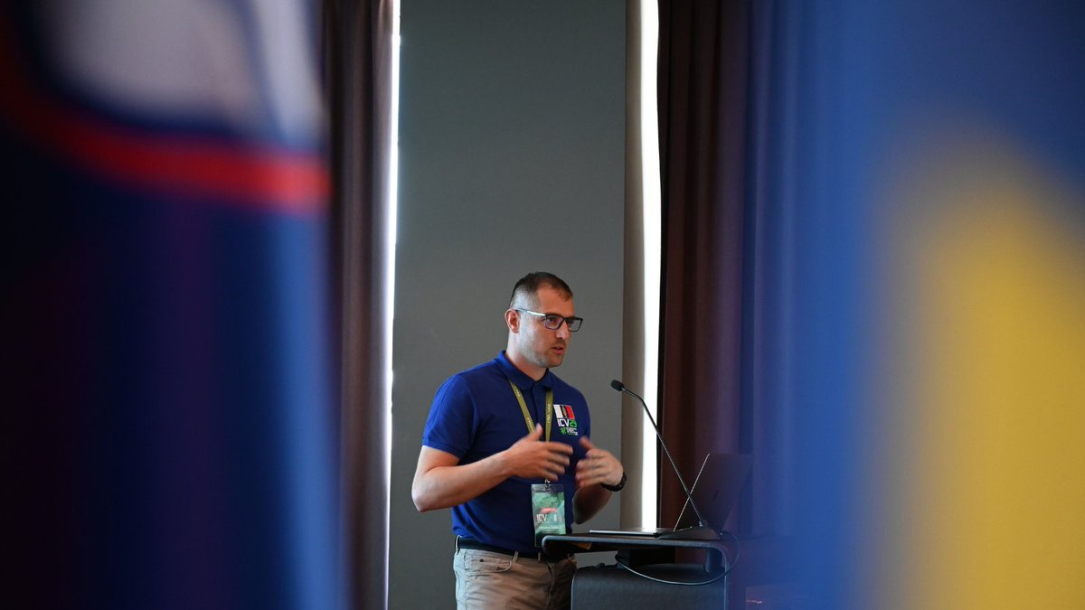 Heraldica Slovenica tweet media