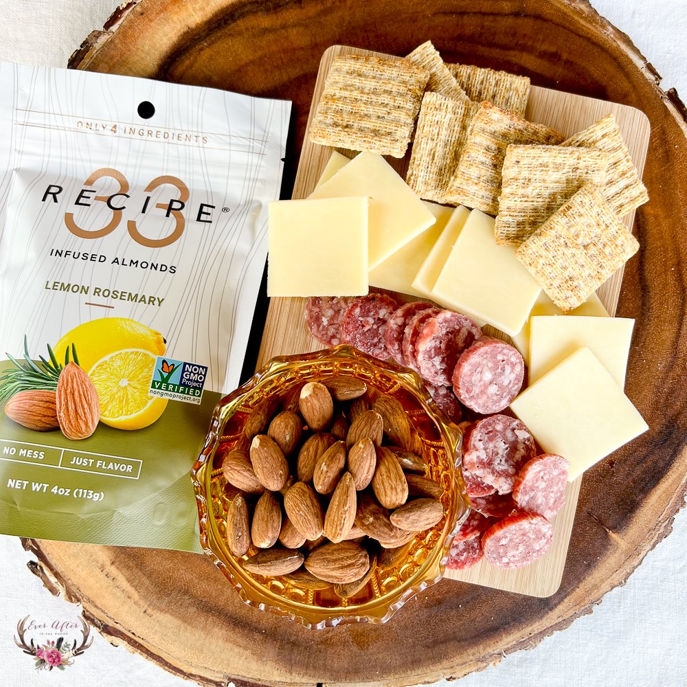 InthewoodsJenn's tweet photo. #AD Summer entertaining and cooking made easy with @recipe33 Roland Foods @Ziptopcontainer Learn more - https://t.co/qRlsJNPmwV
#Eats4SummerBBxx #RolandFoods #TheWorldAtYourTable #ziptop #ziptopcontainers  #InfusedAlmonds #RECIPE33InfusedAlmonds #FlavoredAlmonds https://t.co/VYbp8Dah0Y