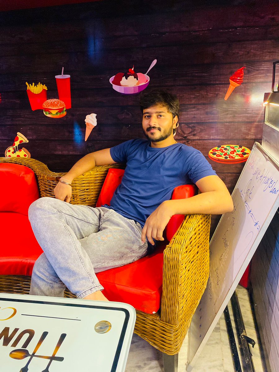 CodesHshah's tweet photo. Do more of what makes you happy https://t.co/QvqsCcmwgz