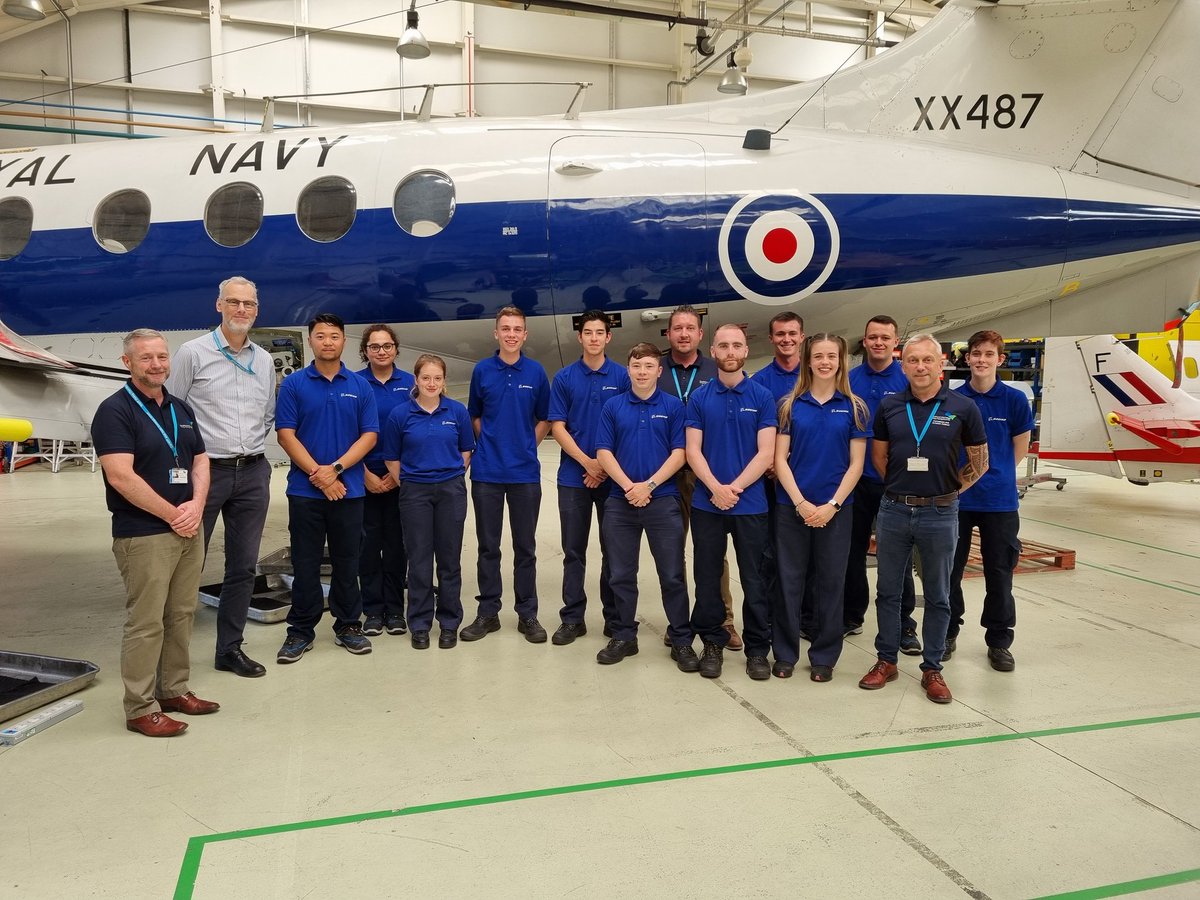 CAVC_Aerospace's tweet photo. We said good bye to Cohort 4 of the Boeing apprenticeship today. It has been an absolute pleasure seeing this group begin their early careers in an industry we all love! Good luck to them all, we all know that you will smash it!! https://t.co/jQEOMypP2U