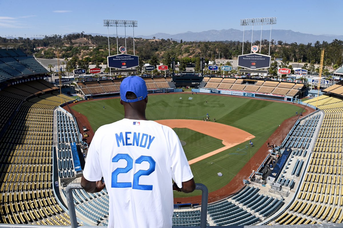 edou_mendy_'s tweet photo. Great time visiting the installation of the @Dodgers https://t.co/b6Rk13eqEc
