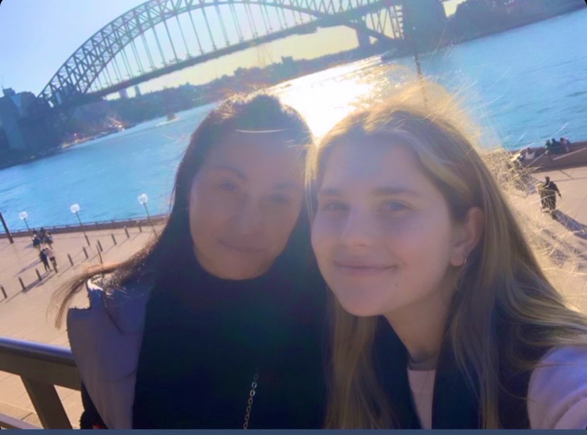 EvyLitop's tweet photo. Perfect weather Sydney ☀️ #touristthings #vacay https://t.co/zylpiVmfxs