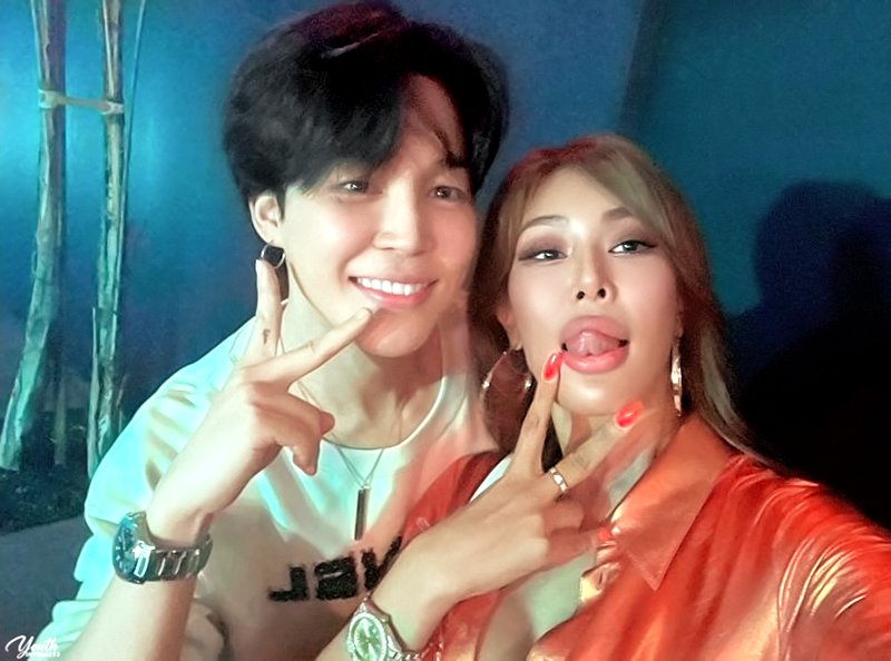 _golden_gate_'s tweet photo. 눅눅한 구스이불��고 베란다에서 자기 형벌에 처함 https://t.co/8kmkbuaIhY