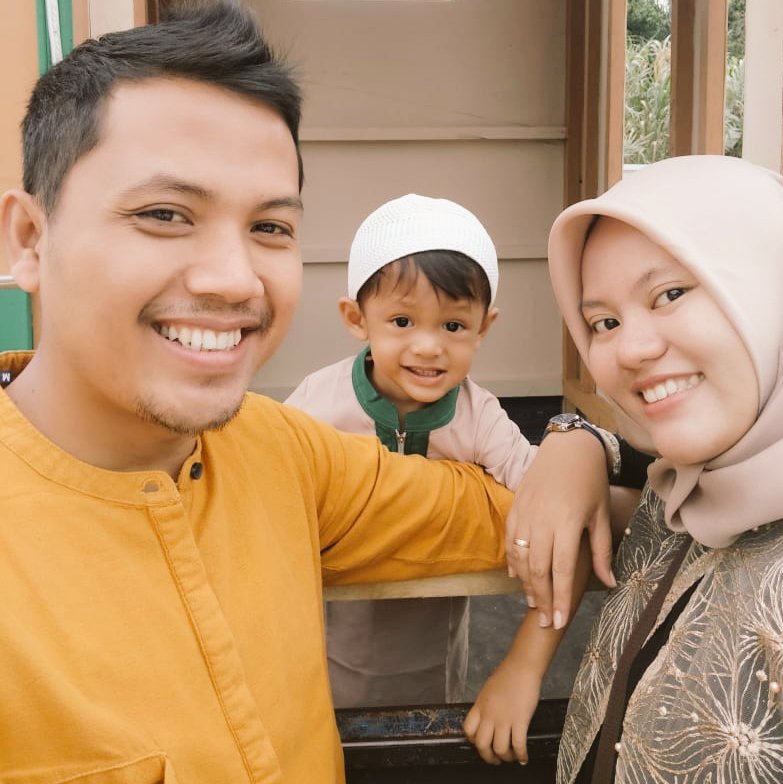 diela_af's tweet photo. Ayang,, ayangku... 🥰
#eidadha2022 https://t.co/MNCmXx0X1q