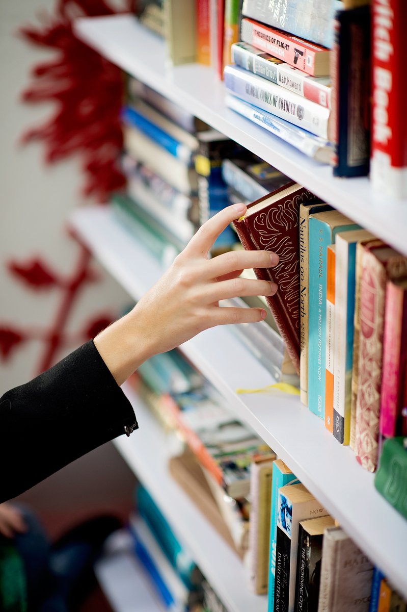 Need help with covering the cost of textbooks, placement or study materials? 📒📗📘

You may be eligible to apply for an Education Support Loan. 

Contact our Wellness Team to discuss what options may be available to you 👉🏼 bit.ly/3uu4QL3