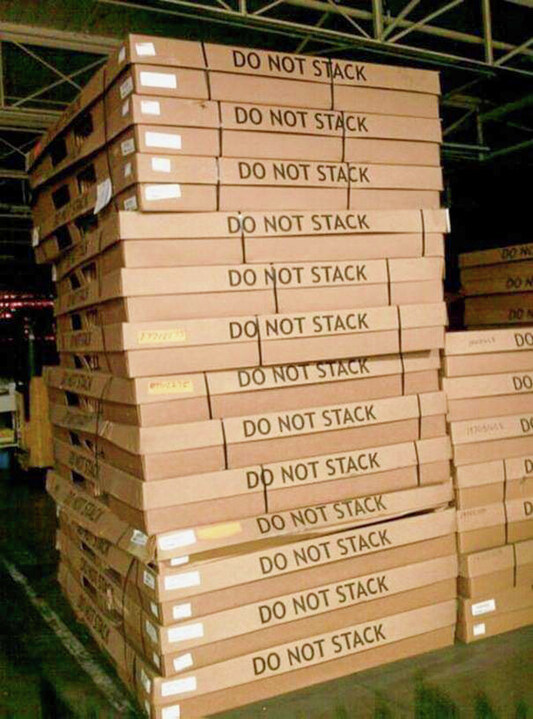 SHEQsys's tweet image. Most things come with clear instructions, but some people just don't read...
.
.
.
#SHEQitOut #FailFridays #QualityFail #DoNotStack #YouHadOneJob