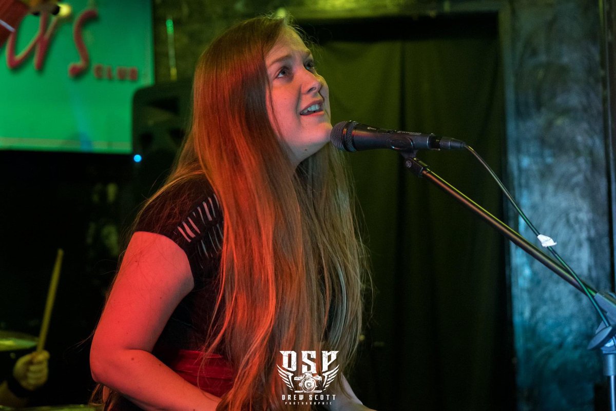 Gunner Lizzey Ross live at GerbFest 2022 

📸: Drew Scott Photographic

🍻🤘🏻☠️👍🏻🍻

#gerbfest2022 #northwich #redrumuk #piratemetal #redrumwreckingcrew #rumoursclubnorthwich