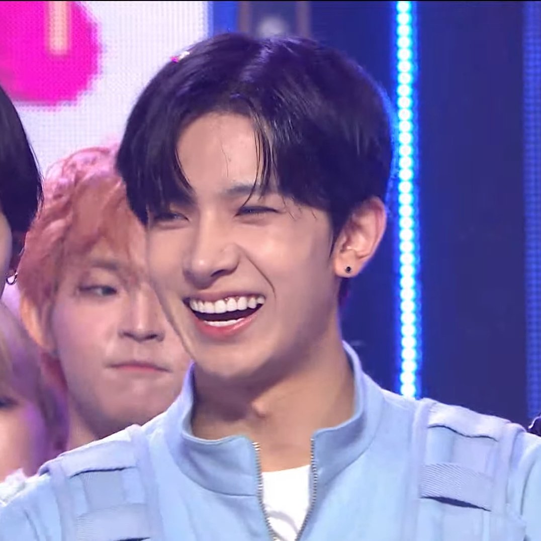 Heeseung_JPFB's tweet photo. [📄NAVER] 220713

SHOWCHAMPION EP.441
ヒスンくん関連記事🦌

「熱い目つき」(写真あり)
🔗https://t.co/6bKuaJYDmT

🌍マークで日本語◎
応援と推薦でブランド評価を高めましょう💪✨

#FuturePerfect2ndWin
#HEESEUNG #희승 #엔하이픈  @ENHYPEN_members https://t.co/7MztBmYpCY