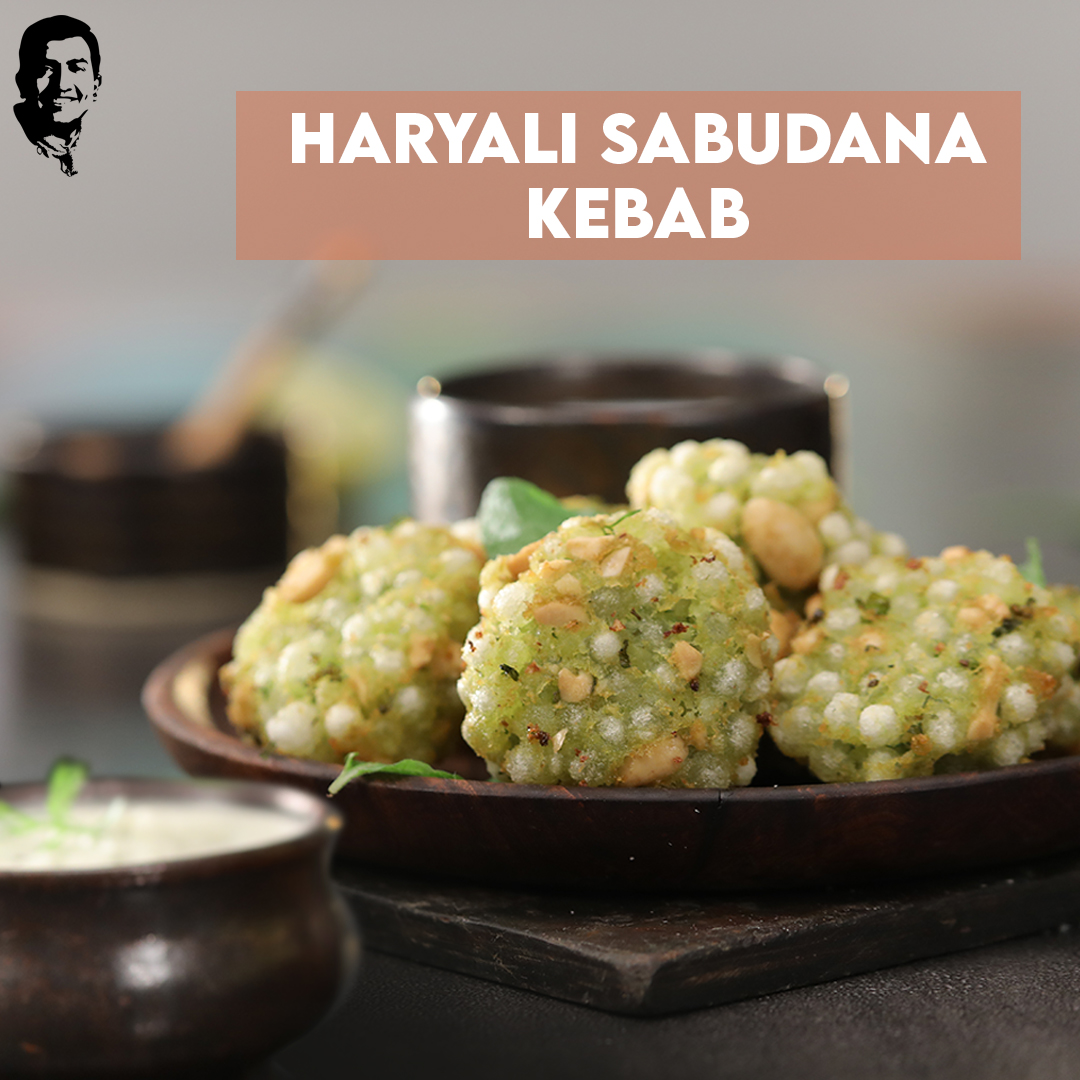 SanjeevKapoor's tweet photo. A pop of green in the popular sabudana wada that is shaped like a kebab is a good way to trick anyone. 
Recipe Link: https://t.co/qRakdbvVey
#Sabudana #Snacks #Alltimefavourite #Anytimesnacks https://t.co/ElhZy15cmG