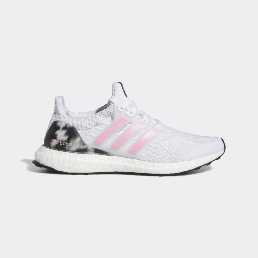 BOOSTLINKS's tweet photo. Ad: Now available via adidas US

Women's Ultraboost 5.0 DNA
=> https://t.co/CRsmhHTH8e

Ultraboost DNA Climacool 
Black:https://t.co/c4KwjXIDhd
White:https://t.co/YqKfzm2GXX https://t.co/LC5CAamc2u