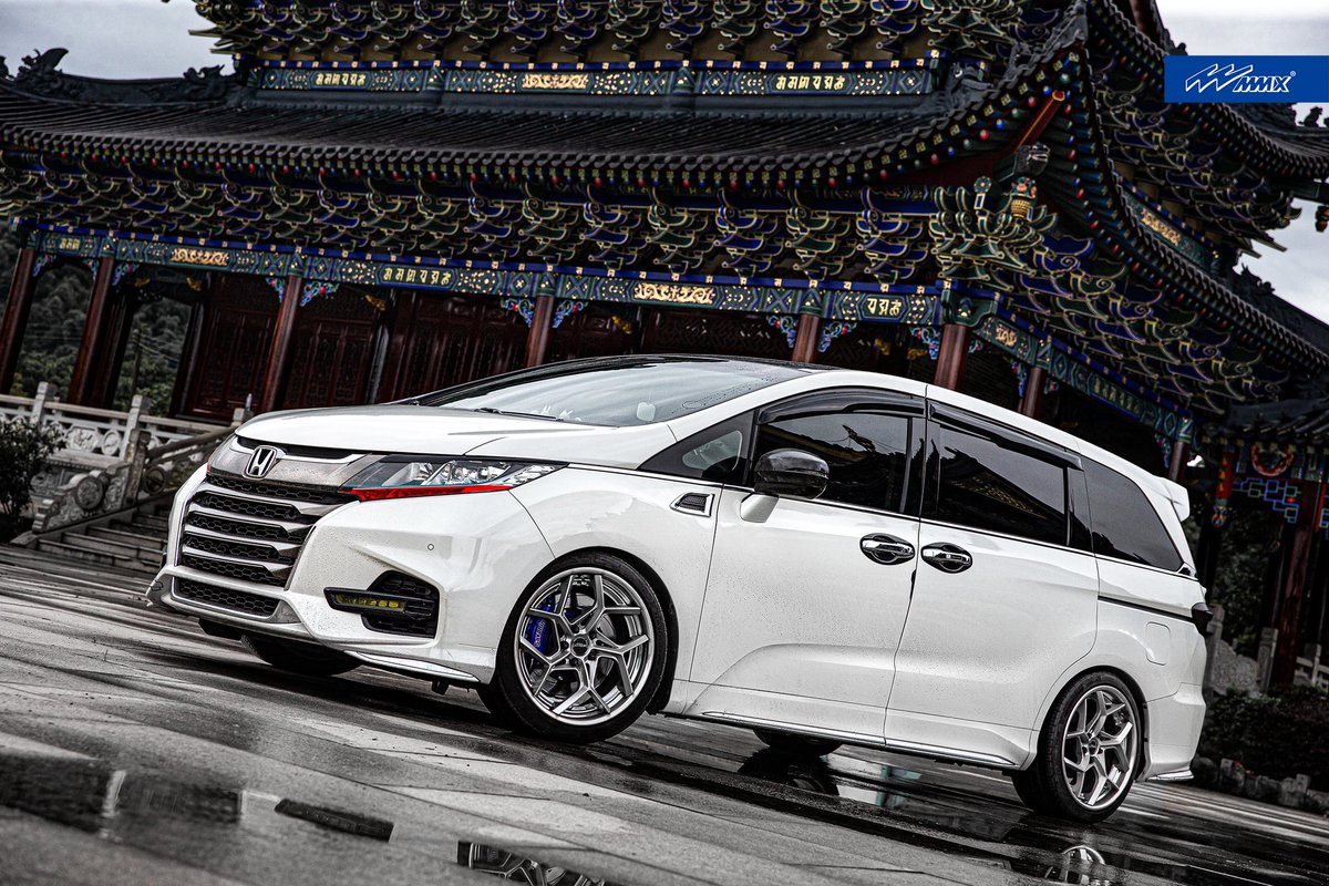 MMX Performance Wheels 
Higher Purist Series H201DL Case for Honda Odysseia
Visit mmxwheels.com for More information about MMX

#mmx #mmxwheels #mmxforgedwheels #wheels #customwheels #customforged #forged #forgedwheels #H201 #honda #odysseia