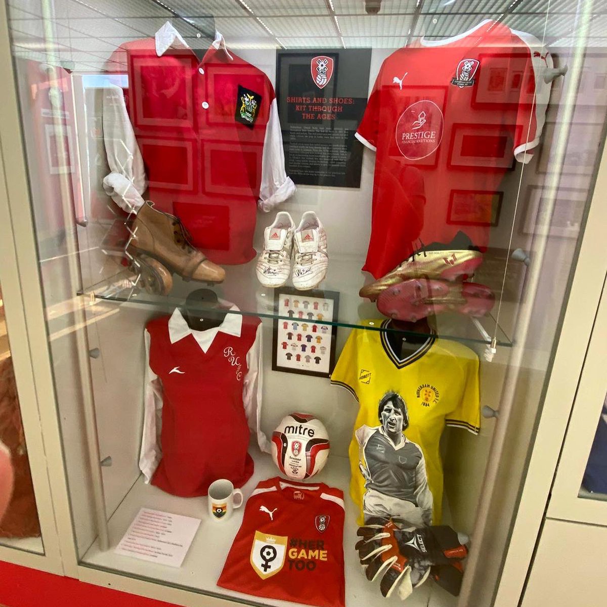 HerGameToo's tweet image. Amazing to see #HerGameToo in the pop up museum at Rotherham United’s New York Stadium last night🏟🤩👏🏻💛 

Thank you @OfficialRUFC 😍