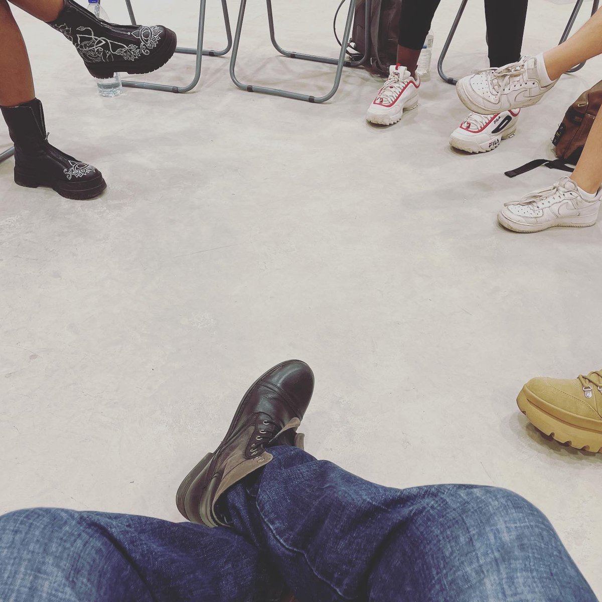 TrueCadenceUK's tweet photo. Huge shout out to @ValntnaMusic for having an in-depth live performance related conversation with some our young people as part of our live performance programme #TheExpressionProject. Thank you @hackney_bridge for having us. https://t.co/pJeOUE9Ky3