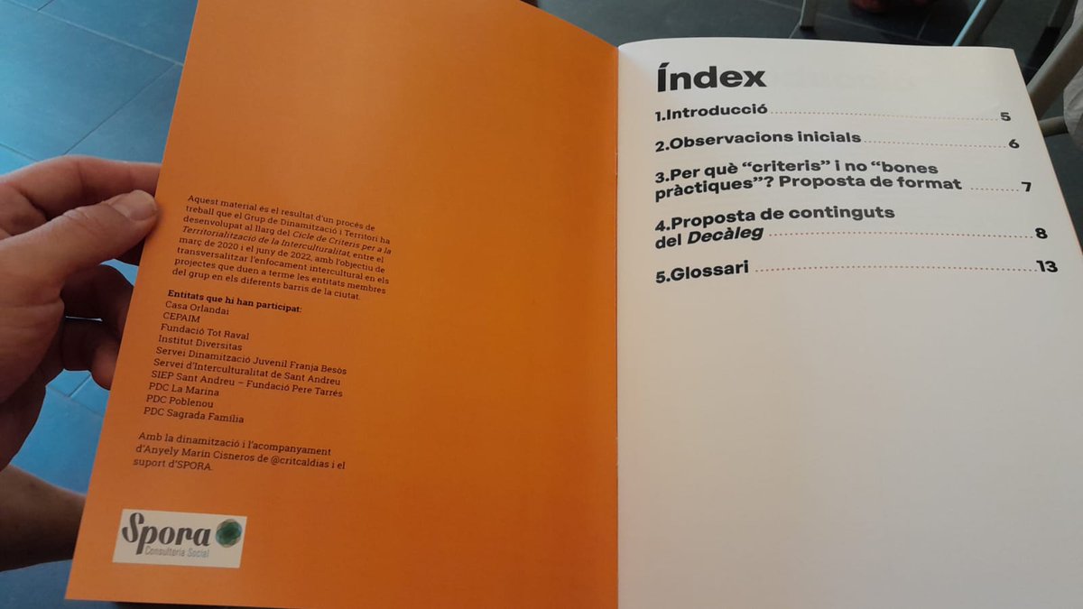 Spora_ws's tweet photo. 📣@BCNAntirumors presenta a Can Ricart el nou decàleg de criteris per a la territorialització de la interculturalitat que hem col·laborat a elaborar. https://t.co/ELj36cq8uN