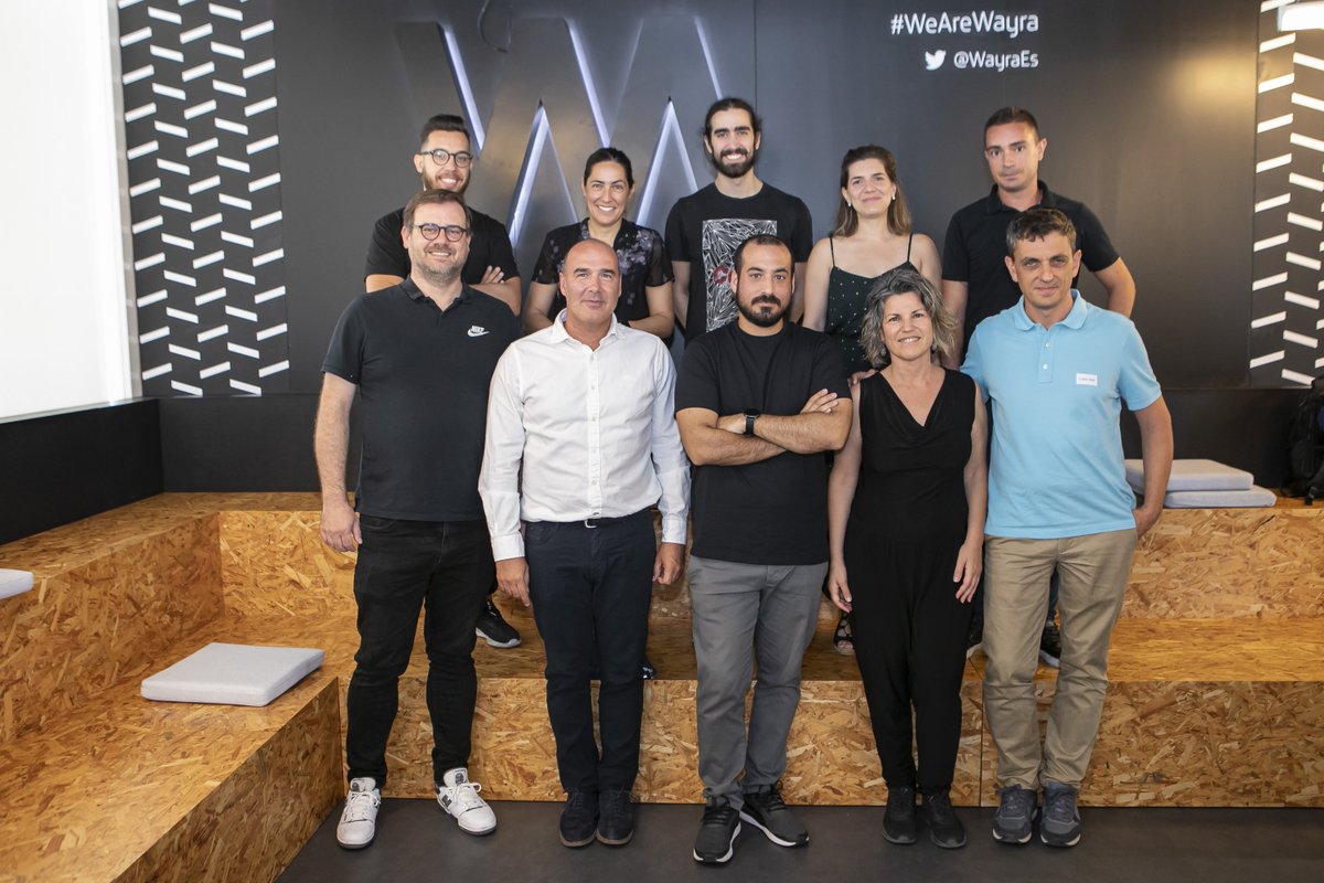 MWCapital's tweet photo. ⭕️ L'acte va finalitzar amb una Pitch Session on van participar 4 de les startups que compten amb el suport de @Wayra i 𝗧𝗵𝗲 𝗧𝗵𝗶𝗻𝘅 per impulsar noves solucions tecnològiques i llançar-les al mercat amb garanties d’èxit:
🔹@Keybotic
🔹@AppEagora
🔹#ExpaciaXR
🔹#AOnChip https://t.co/kmStY7UybW