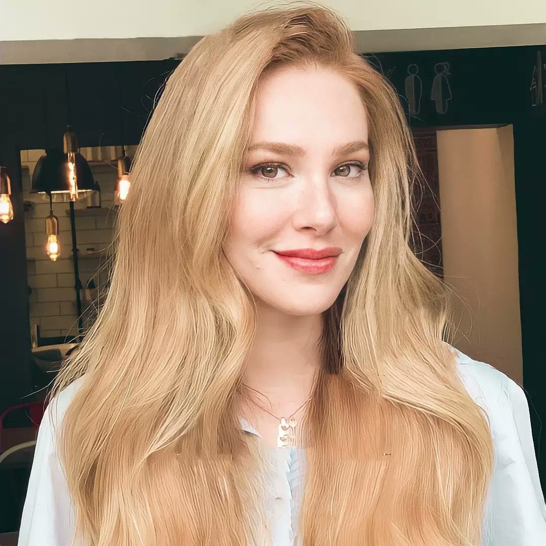 VolschenkGerna's tweet photo. Goodmorning @elcnsng #ElcinSangu #Beautifulday #Keepshining #Keeprising #Keepsmiling #Stayhumbe #Stayblessed ๐ #Takecare #Staysafe Love you sunshineโค #HappyFriday ๐๐ #Lovelyweekend https://t.co/4SsPKpipST