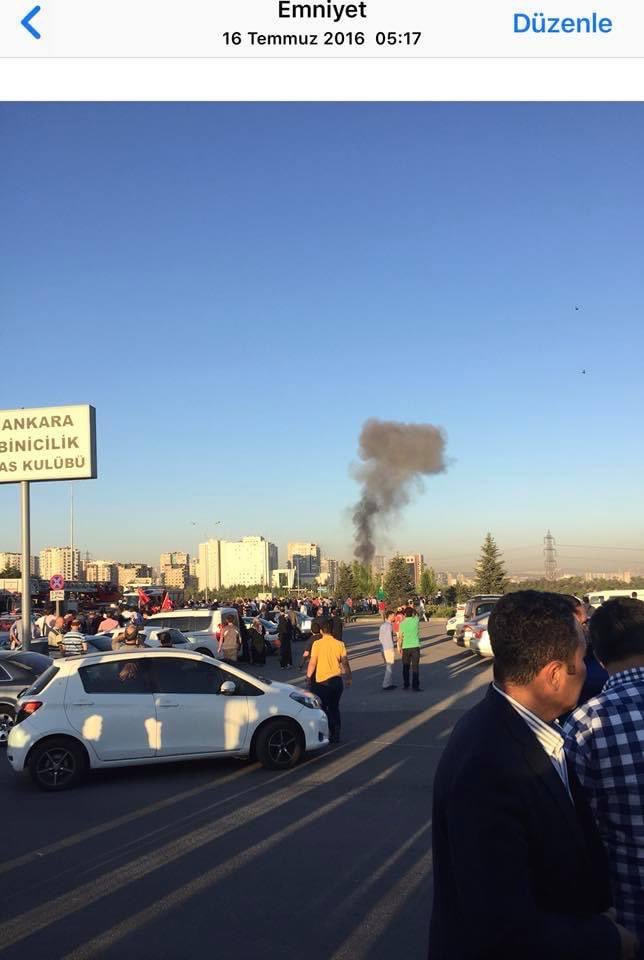 ERCANNazif's tweet photo. 15 Temmuz gecesi yaşadıklarımızı asla 
UNUTMADIK 
UNUTMAYACAĞIZ UNUTTURMAYACAĞIZ https://t.co/rIlcaLOeMU