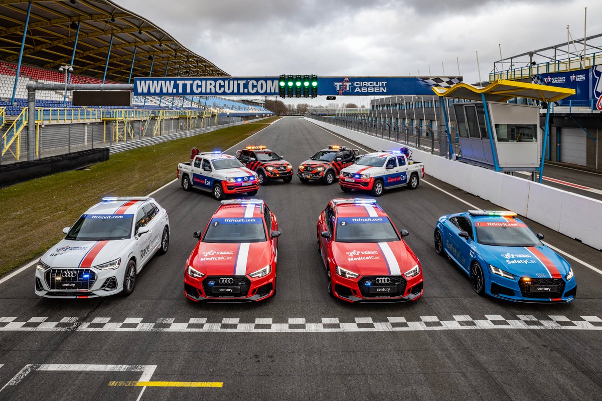 Ben jij (auto)liefhebber en lijkt het je leuk om ons wagenpark tip top te houden? Wij zoeken vrijwilligers die na afloop (of tijdens) evenementen ons wagenpark willen schoonmaken. Ben je geïnteresseerd en wil je meer info? Graag contact via officials@ttcircuit.com #TTAssen