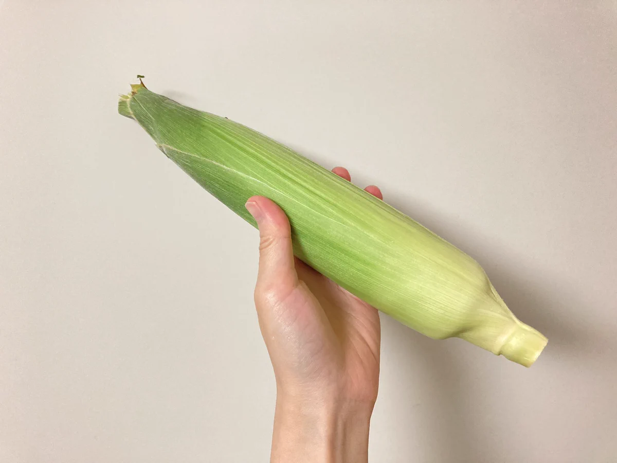 茹でる必要が無いから簡単でお手軽！電子レンジを使った「とうもろこし」の加熱方法！