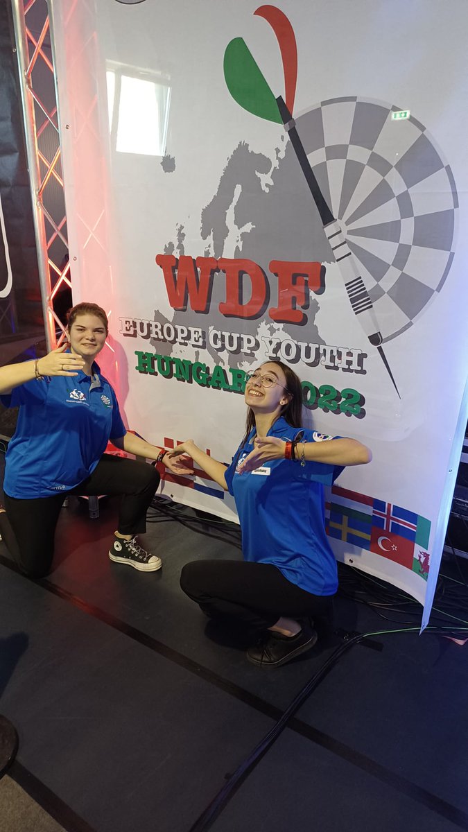 FIGFItalia's tweet photo. 🎯🇮🇹 Parte bene la Europe Cup Youth per i nostri portacolori
🔝 🚺🚺 Ottime le ragazze che impegnate nel torneo di doppio conquistano un meritatissimo terzo posto!!
Wdf Europe Cup Youth #MagyarDartsSzövetség #darts #figf #azzurri https://t.co/4dA4AajUAJ