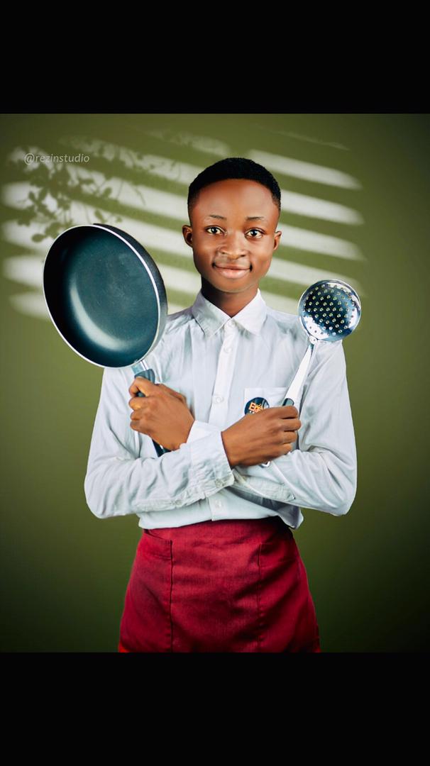 olowosibiii's tweet photo. I am a young chef/cateral , working hard to build a well-known brand . As a student affected by #ASUU strike , I run an online restaurant 
I strongly believe there is dignity in labour and my labour can never be in vain.💯🥂

#LabourChallenge https://t.co/HvCl5ToY9F