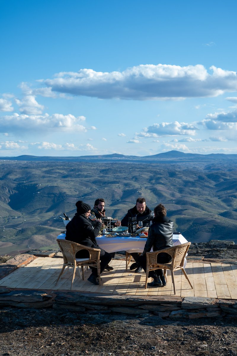 We have plenty of these wines on our restaurants menus... Douro wines. On episode#2 of "On The Road" series, our Ljubomir, Nuno Faria and The Legendary Tigerman walked around this World Heritage site tasting some of their favourite liquids. We won't say which ones... On Opto/SIC.