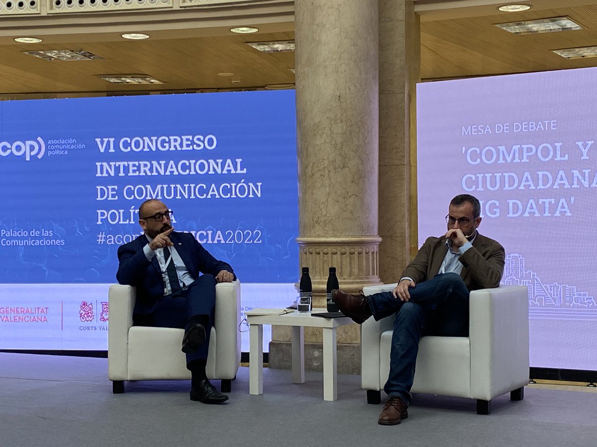 RodolfoIrago's tweet photo. Ya en marcha la segunda jornada del #acopValencia de @compolitica
Debate sobre la participación ciudadana en la era del Big Data con @jordi_canyas @noelia_n @Ibangarciadb moderados por @toniaira con la presidenta @veronicafumanal sin perder detalle. Hoy se despide https://t.co/ArxPEt3yug