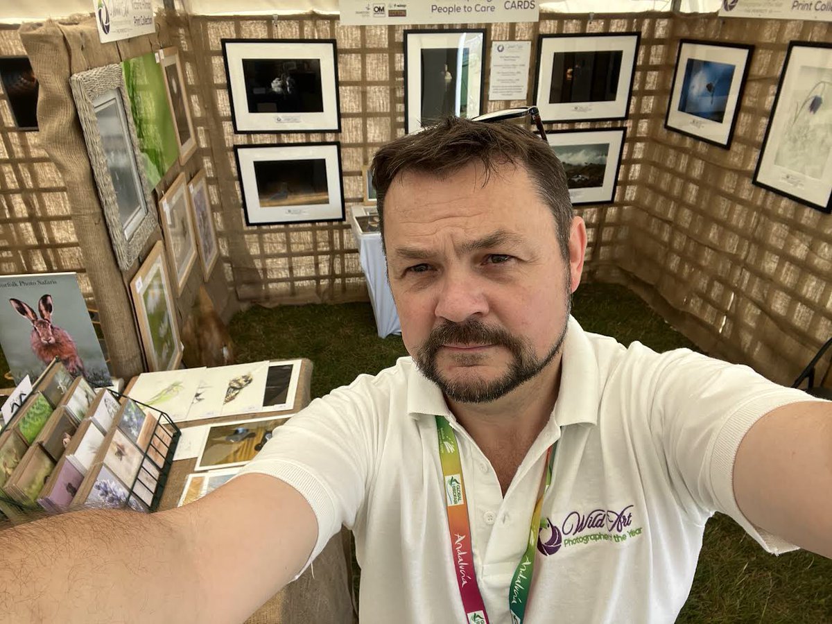 At Global BirdFair this weekend? Come and see us and say hello! We are in the Puffin Marquee, stand P45. Judge @DavidTipling is here too, so do pop by and pick up your copy of the WildArt book. @vikspics @GlobalBirdfair @SwarovskiOptik @OMSYSTEMcameras @Cotton_Carrier @fstopHQ