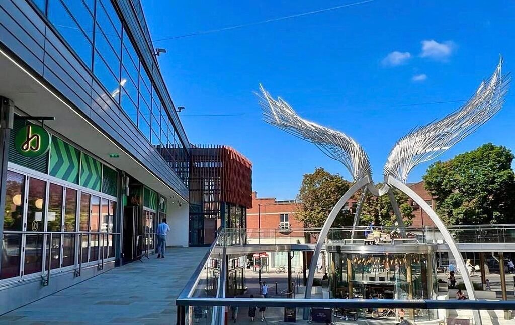 Hey hey! Sorry for being quiet on here but we have been insanely busy this Summer! We catered at @glastofest <a href="/bsthydepark/">BST Hyde Park</a> <a href="/fosgoodwood/">Goodwood FOS</a> <a href="/the_rhs/">The RHS</a> in the last month and now we are proud to announce that we have new location! From today you can find us 7 day… instagr.am/p/CgBhycfIpAI/