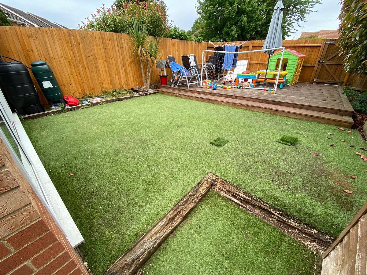 InfoArtgrass's tweet photo. Insane results just in time for summer! #PAG #premiumartificialgrass #artificialgrass #artificialgrassinstallers #stevenage #stevenagelandscapers https://t.co/KdJbijN48V