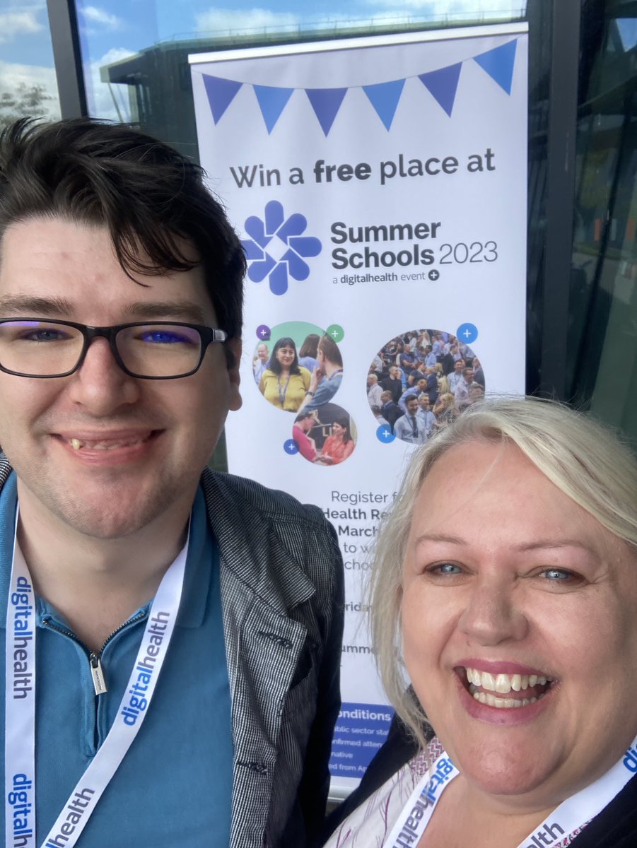 holmes_holmecf's tweet photo. Catching up with @CNIOTom at #DHSS22 - representing Lincolnshire CNIOs #LPFTNHS and #ULHNHS https://t.co/WdOxr4HVae
