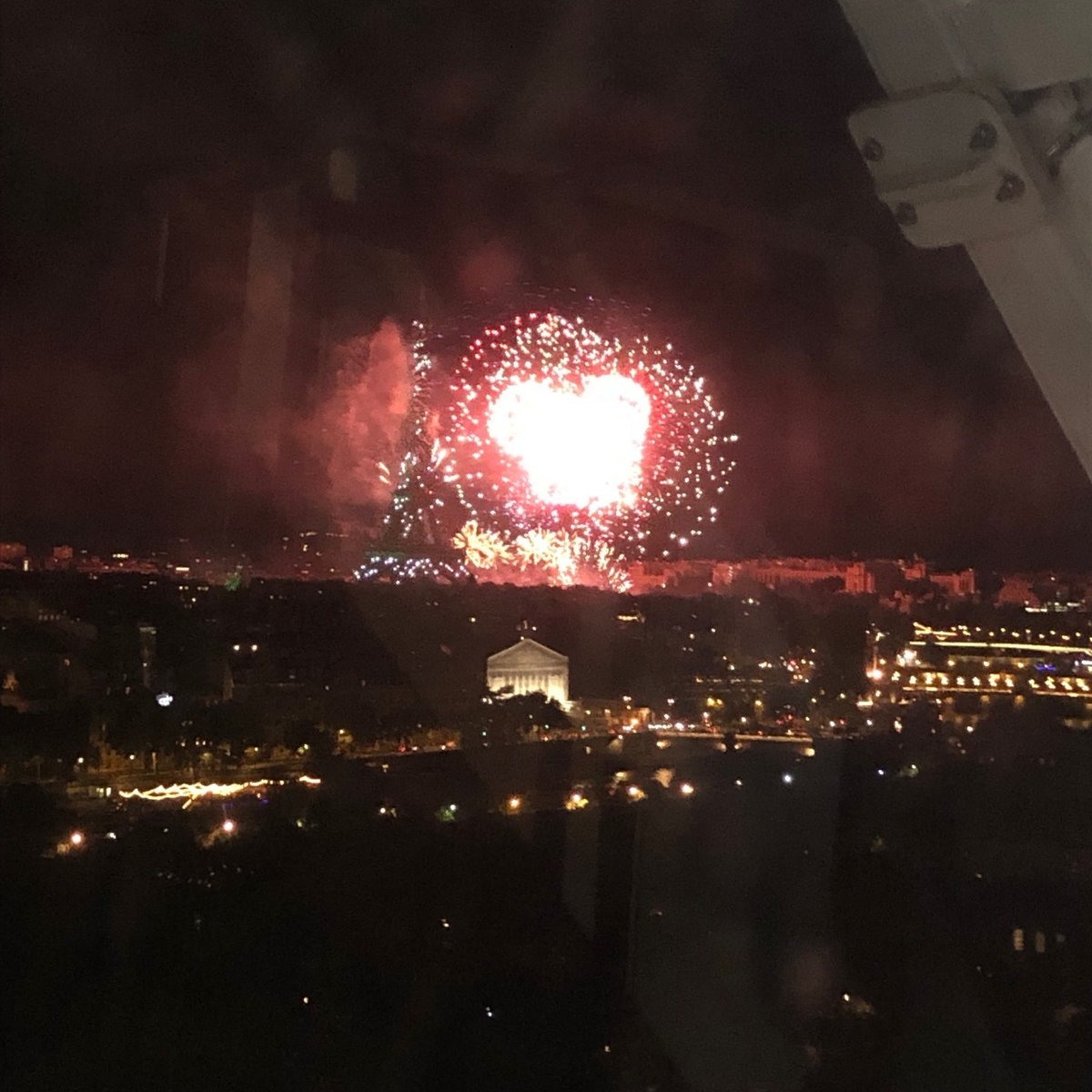 Bastille day souvenir.
55 meters height.

Tech spec giantwheel.eu (Campion)