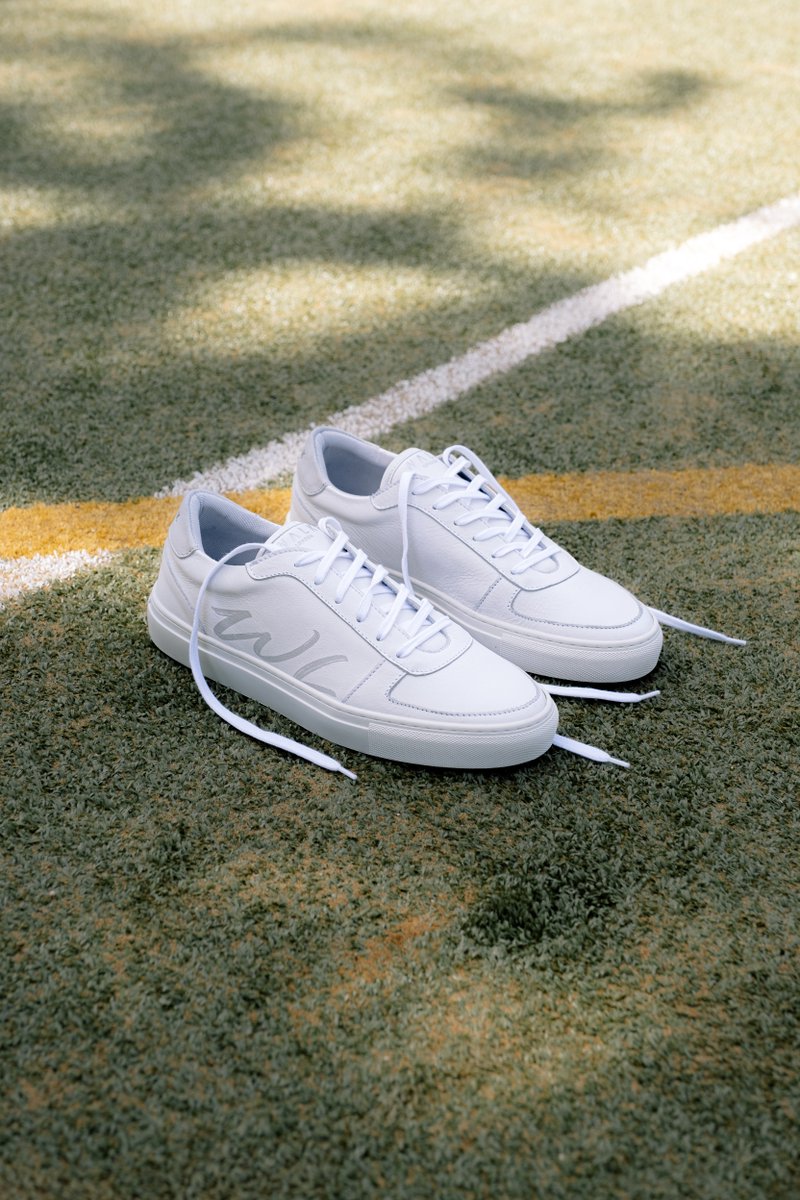 WalkLondonShoes's tweet photo. Retro with a Walk London twist!
#leather #walklondon #sneakers #miami #retro #retrosneakers #trainers #retrotrainers #sneakerhead #sneakercollection #bringingretroback https://t.co/pwhynmRQml
