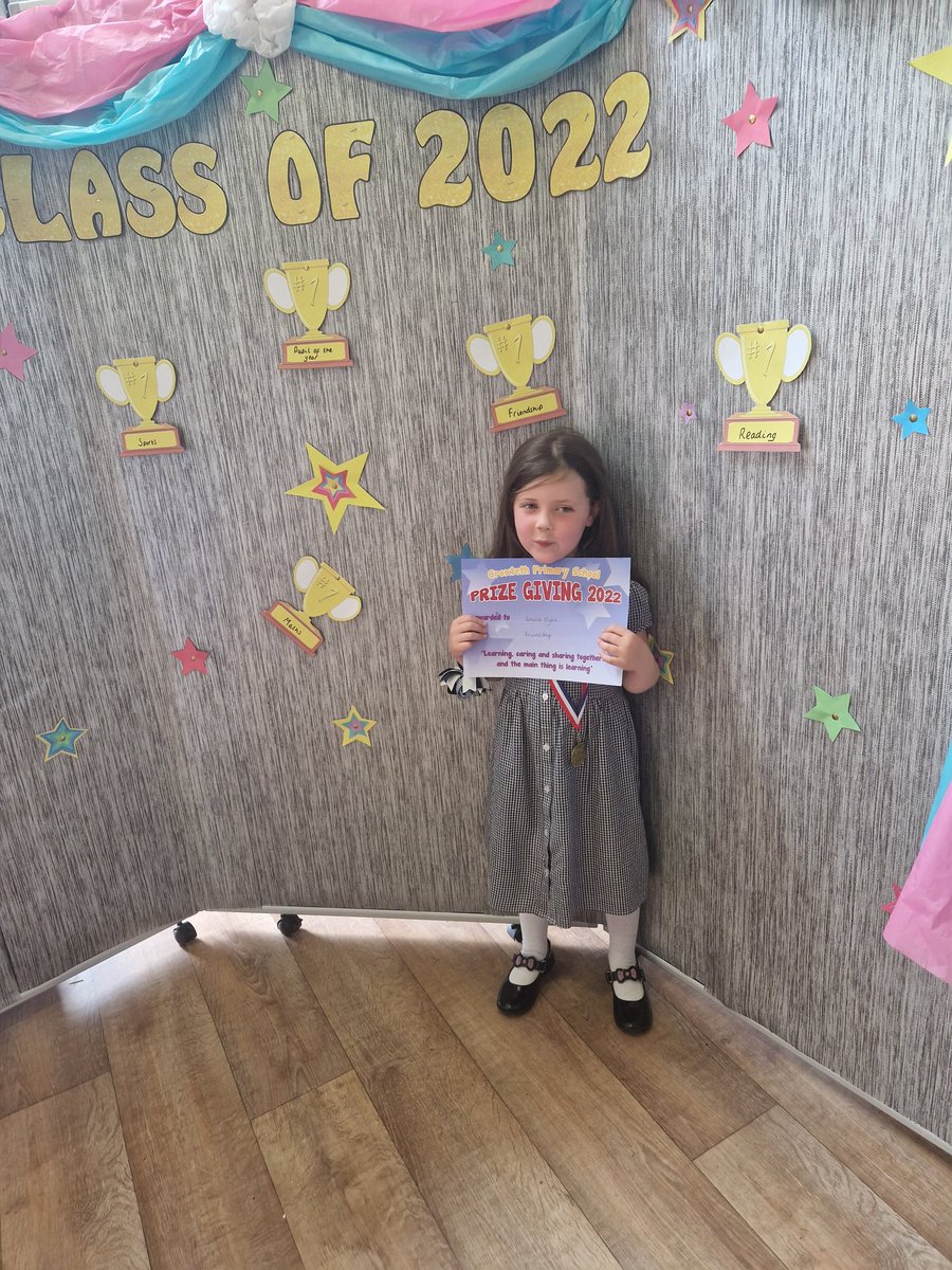 nataliefenlon's tweet photo. So proud of Gracie getting a great report an award and bringing talula home ❤️@Year1PCroxteth https://t.co/nkvfTC0wXw