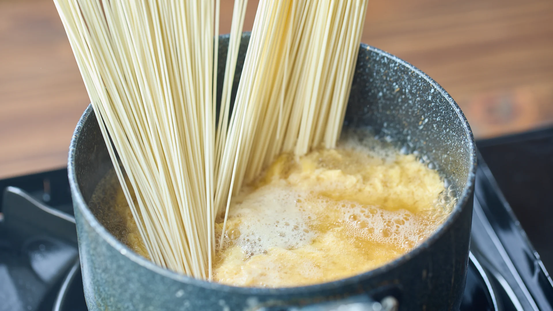 作り方がシンプルで料理初心者さんでも安心して作れそう！とっても美味しそうな「素麺」レシピ！